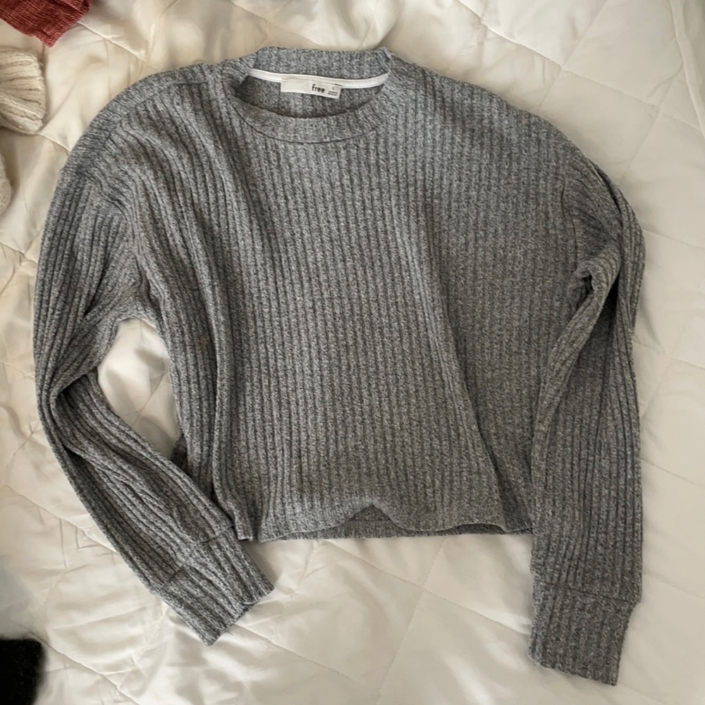 Wilfred Aritzia Sweater